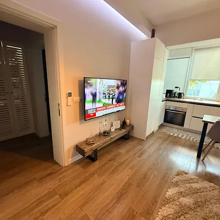 Govi Al Pieno Centro Di Apartmanhotel 4*